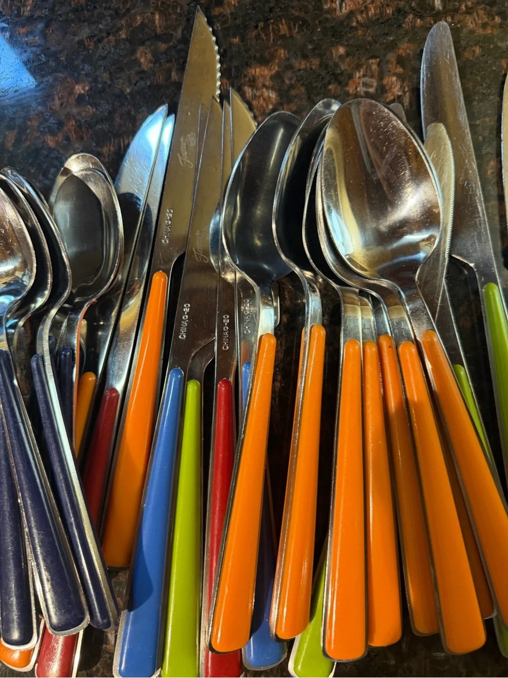 Fiestaware handles easy forks